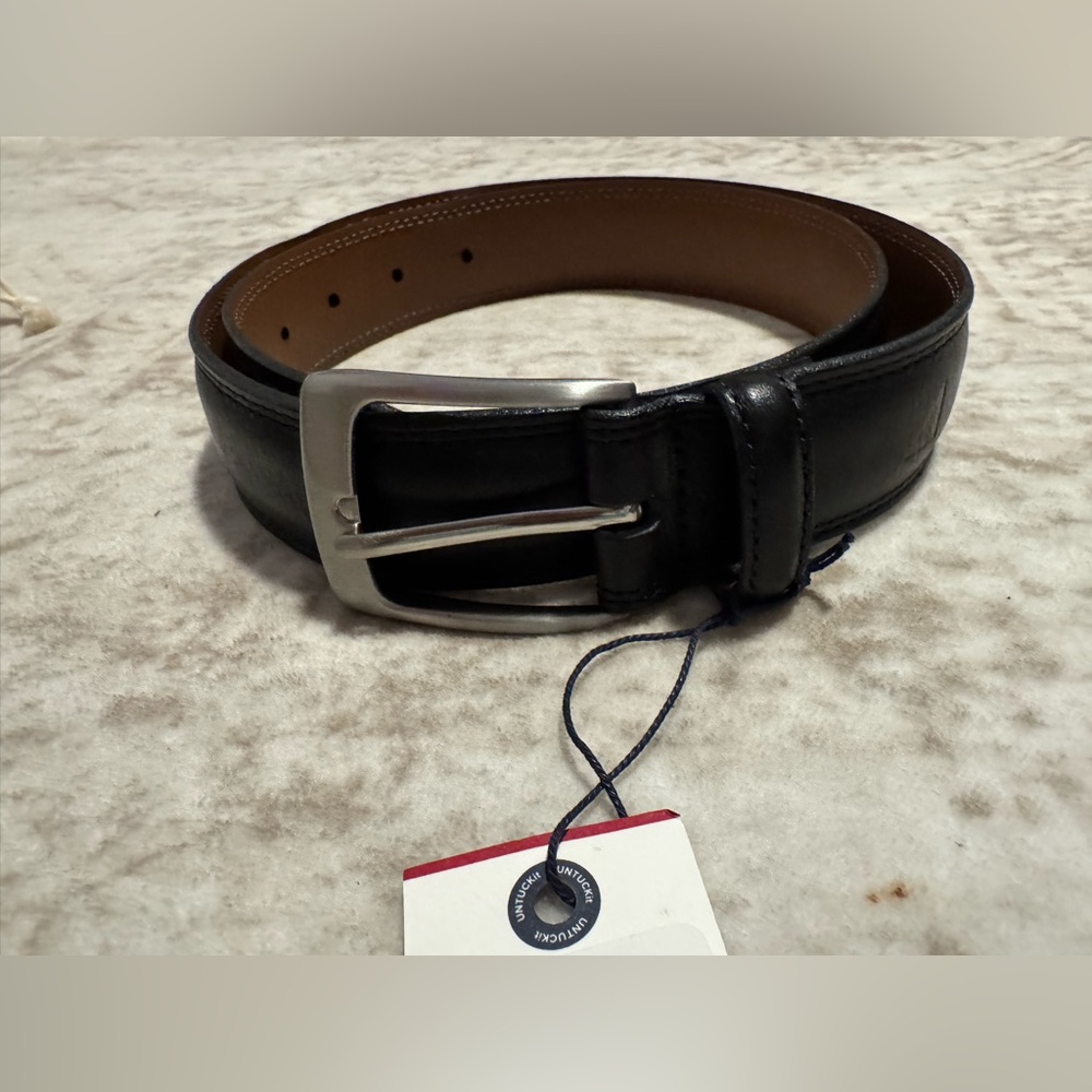 Untuckit Double Stitch Leather Belt - Picture 2 of 6